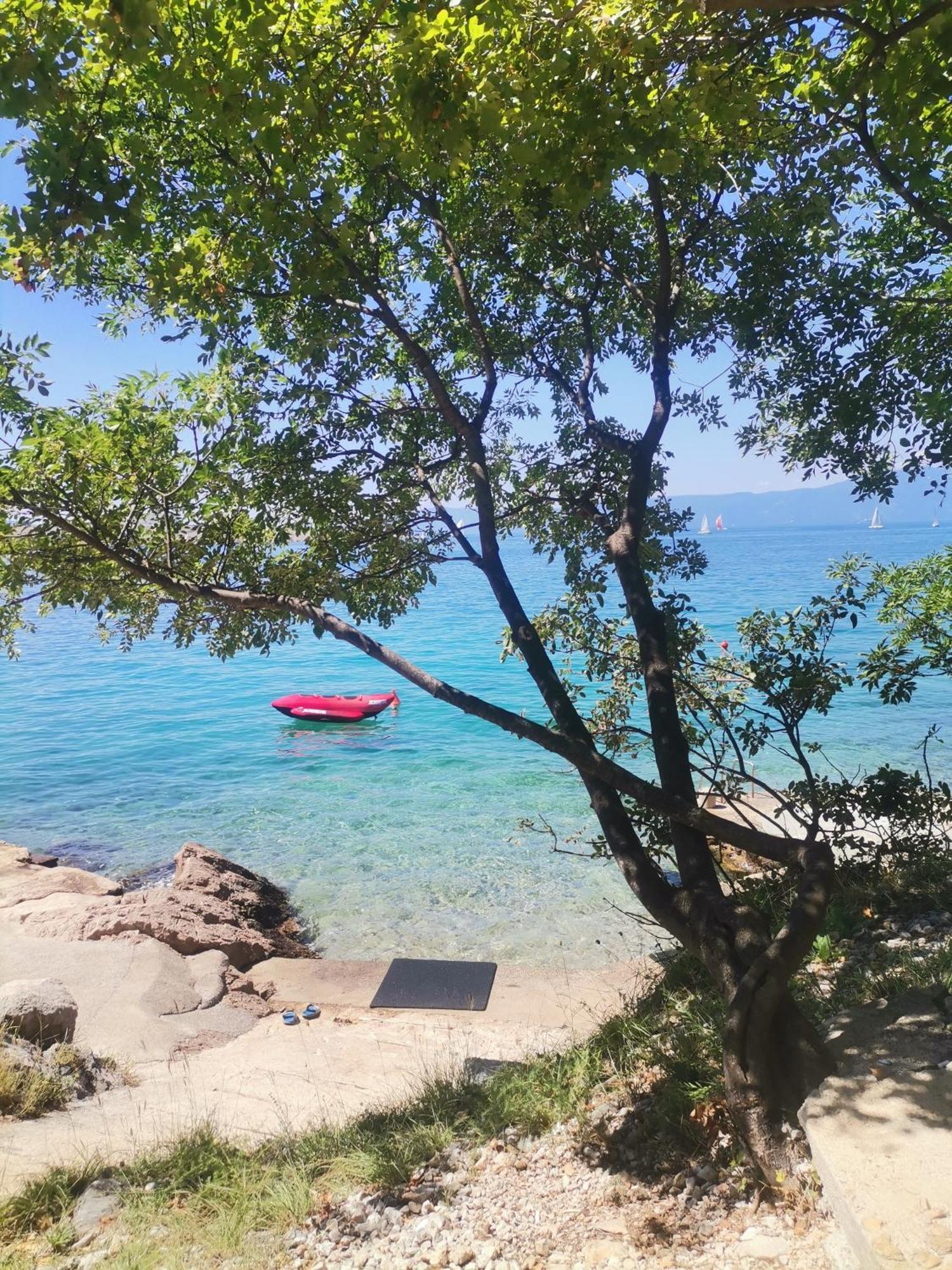 Apartmani Omisalj Luaran gambar