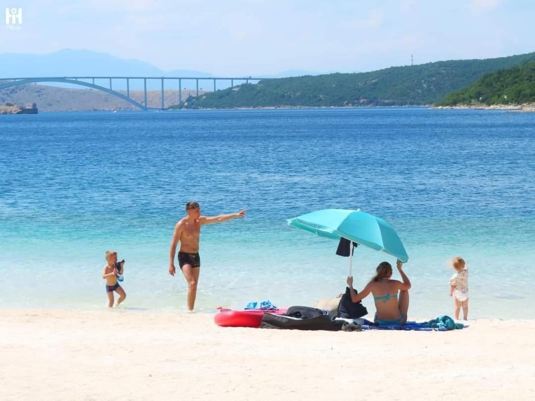Apartmani Omisalj Luaran gambar