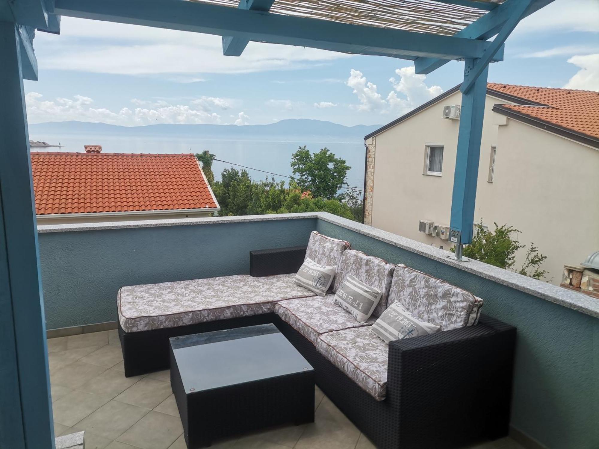 Apartmani Omisalj Luaran gambar